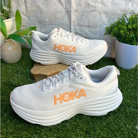 Hoka Shoes - HOKA Bondi 8 sneakers size 9.5 White/ Cantaloupe New Season Women New in box